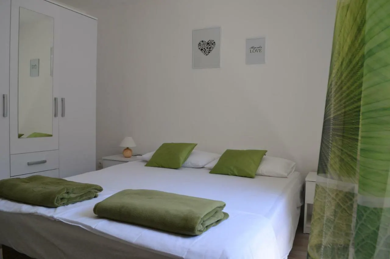 Relaxing Apartment Carpe Diem Split