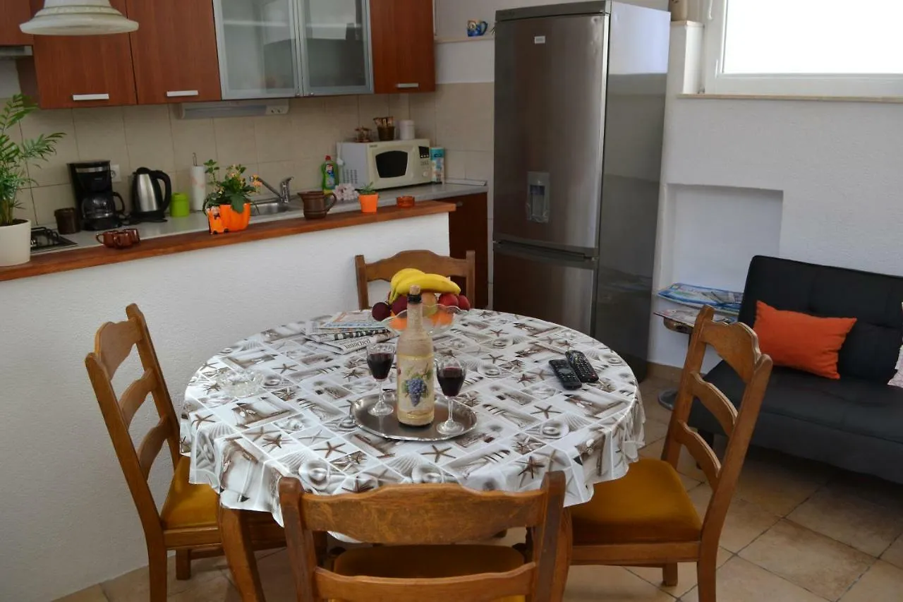 Relaxing Apartment Carpe Diem Split