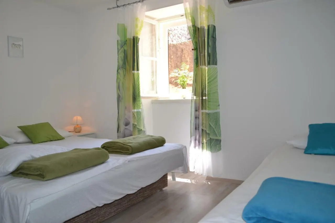 Relaxing Apartment Carpe Diem Split